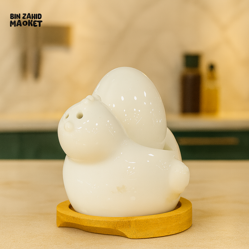 CERAMIC BEAR SHAPED SALT & PEPPER SHAKER SET WITH WOODEN BASE – LUXURY KITCHEN & DINING TABLE ACCESSORY