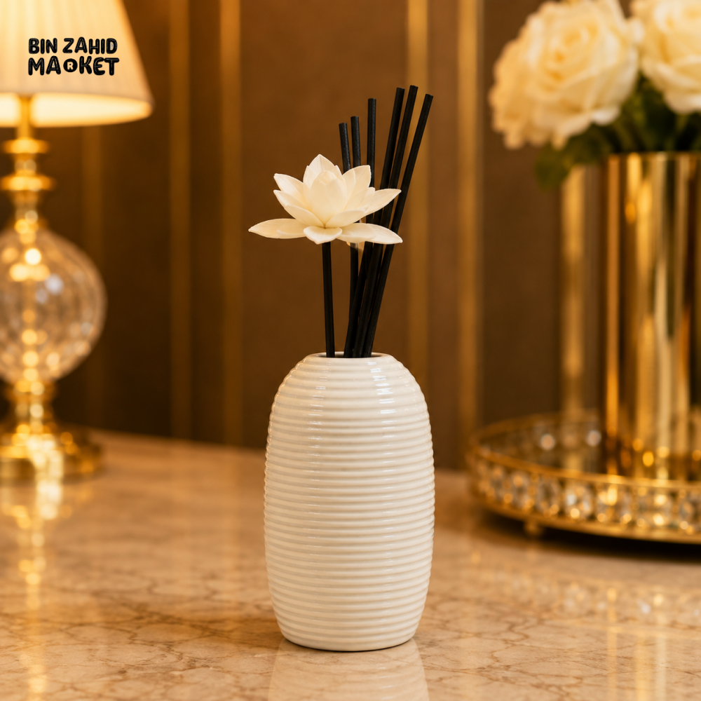 CERAMIC LOTUS REED DIFFUSER WITH BLACK STICKS