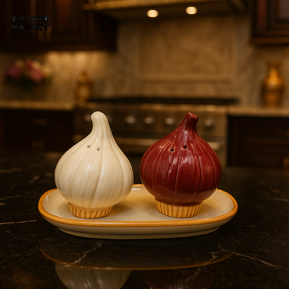 CERAMIC SALT & PEPPER SHAKER SET WITH LEAF TRAY - ONION YM120