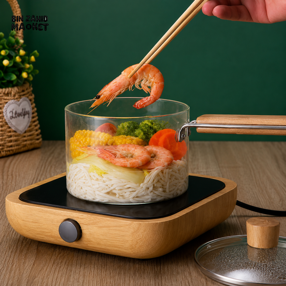 CLEAR GLASS SAUCEPAN WITH WOODEN HANDLE AND GLASS LID