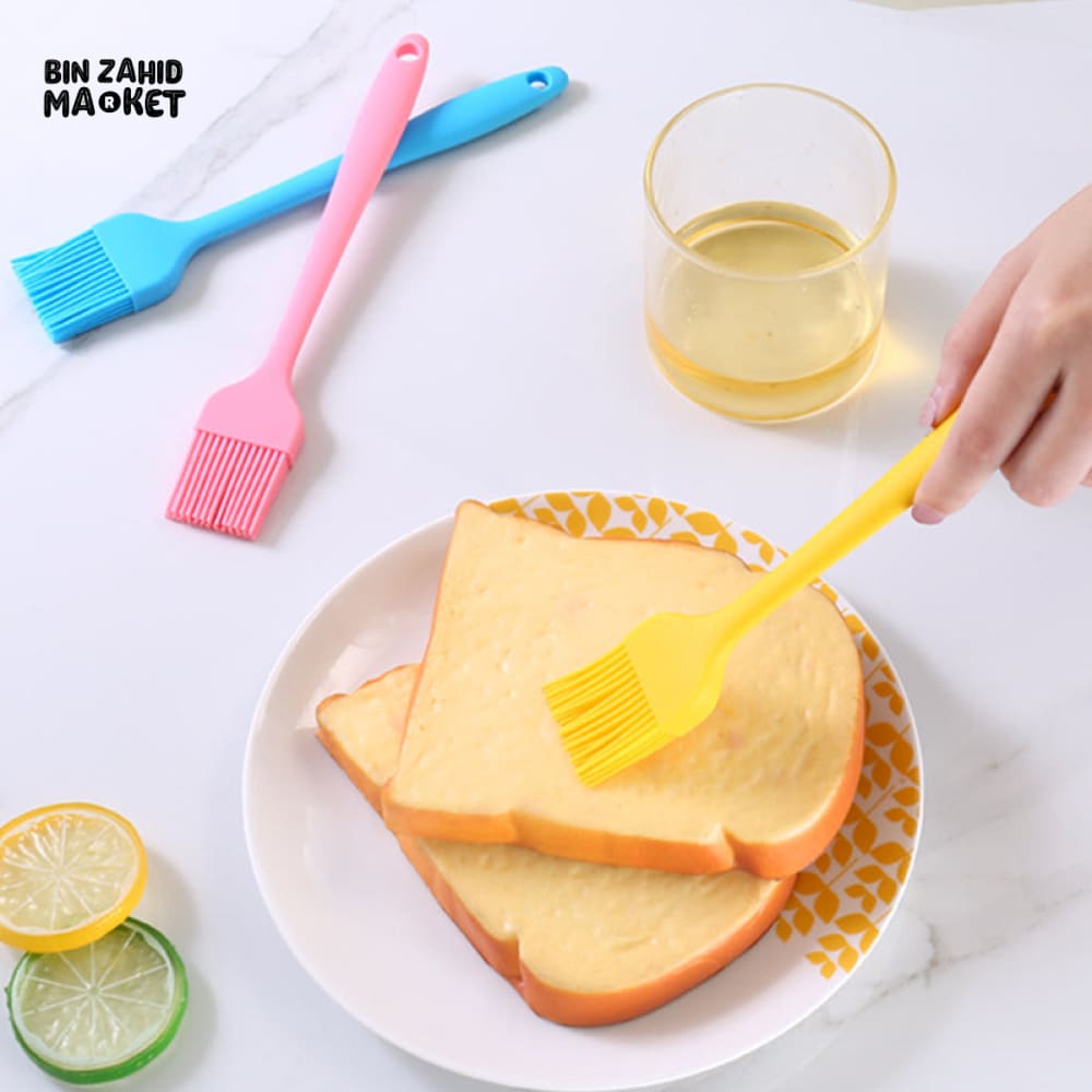COOKING & GRILLING OIL BRUSH – HIGH-TEMP FOOD-SAFE SILICONE PASTRY BRUSH