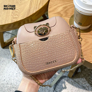 CUTE BAG SHAPED WATER BOTTLE WITH PORTABLE STRAW CUP - BLUSH PINK