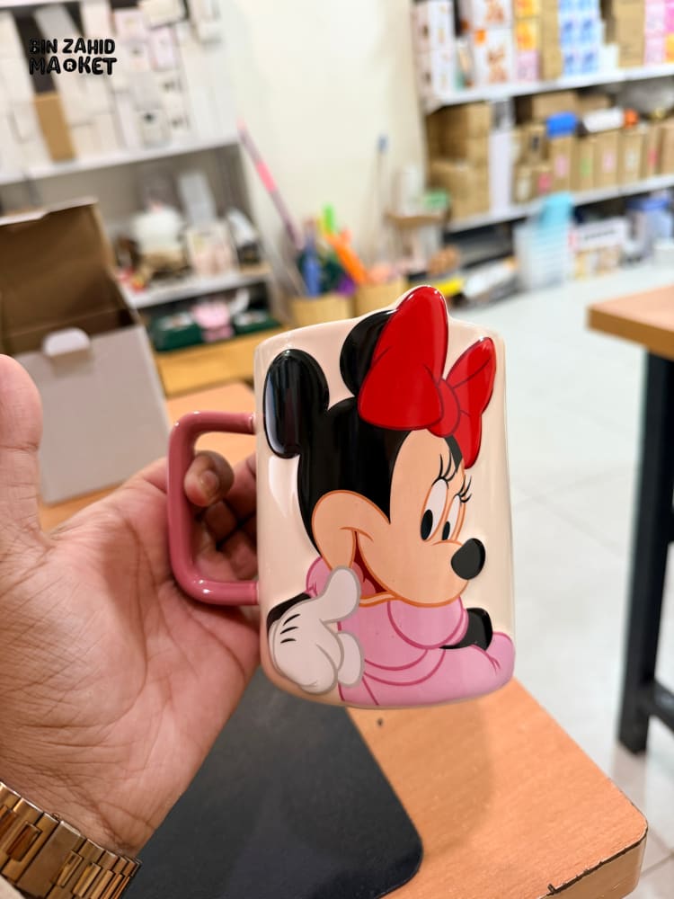 DISNEY MICKEY 3D EMBOSED MUG - MINNIE 550ML