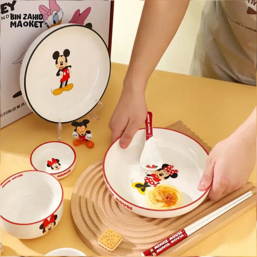 DISNEY MICKEY & FRIENDS 6 IN 1 DINNERWARE SET - MINNIE MOUSE