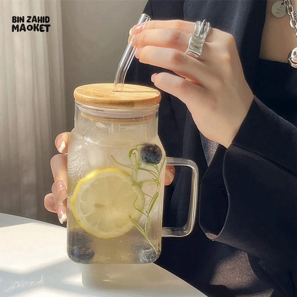 ELEGANT SQUARE GLASS SMOOTHIE CUP WITH HANDLE & STRAW – STYLISH & PRACTICAL DESIGN