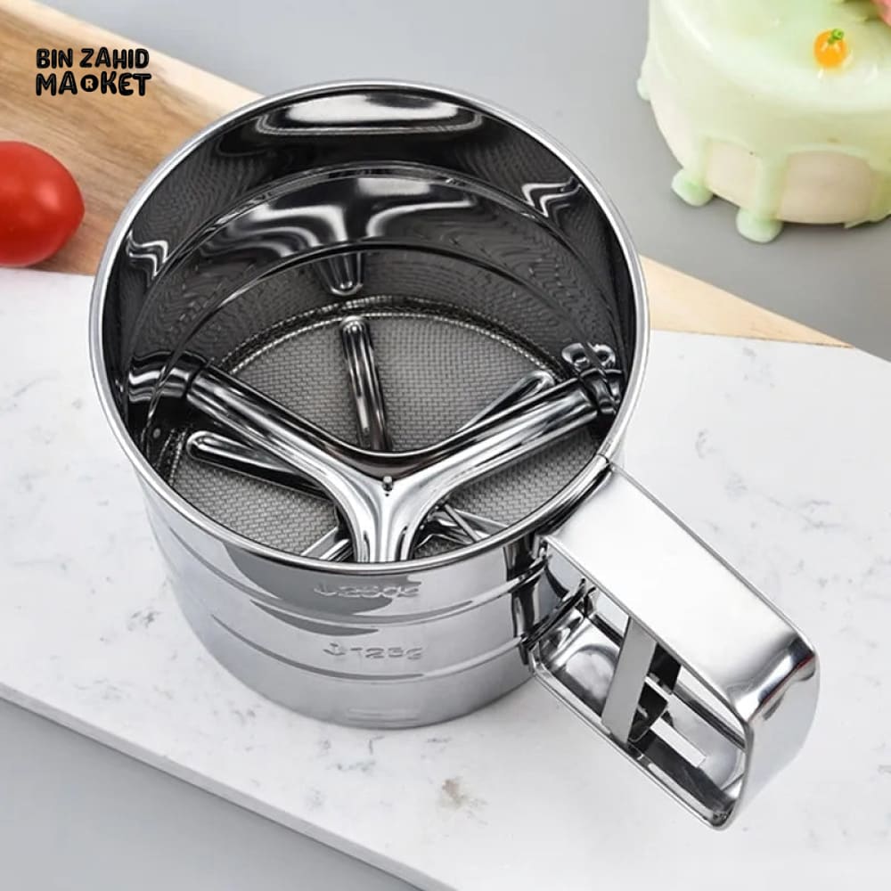 FLOUR STRAINER