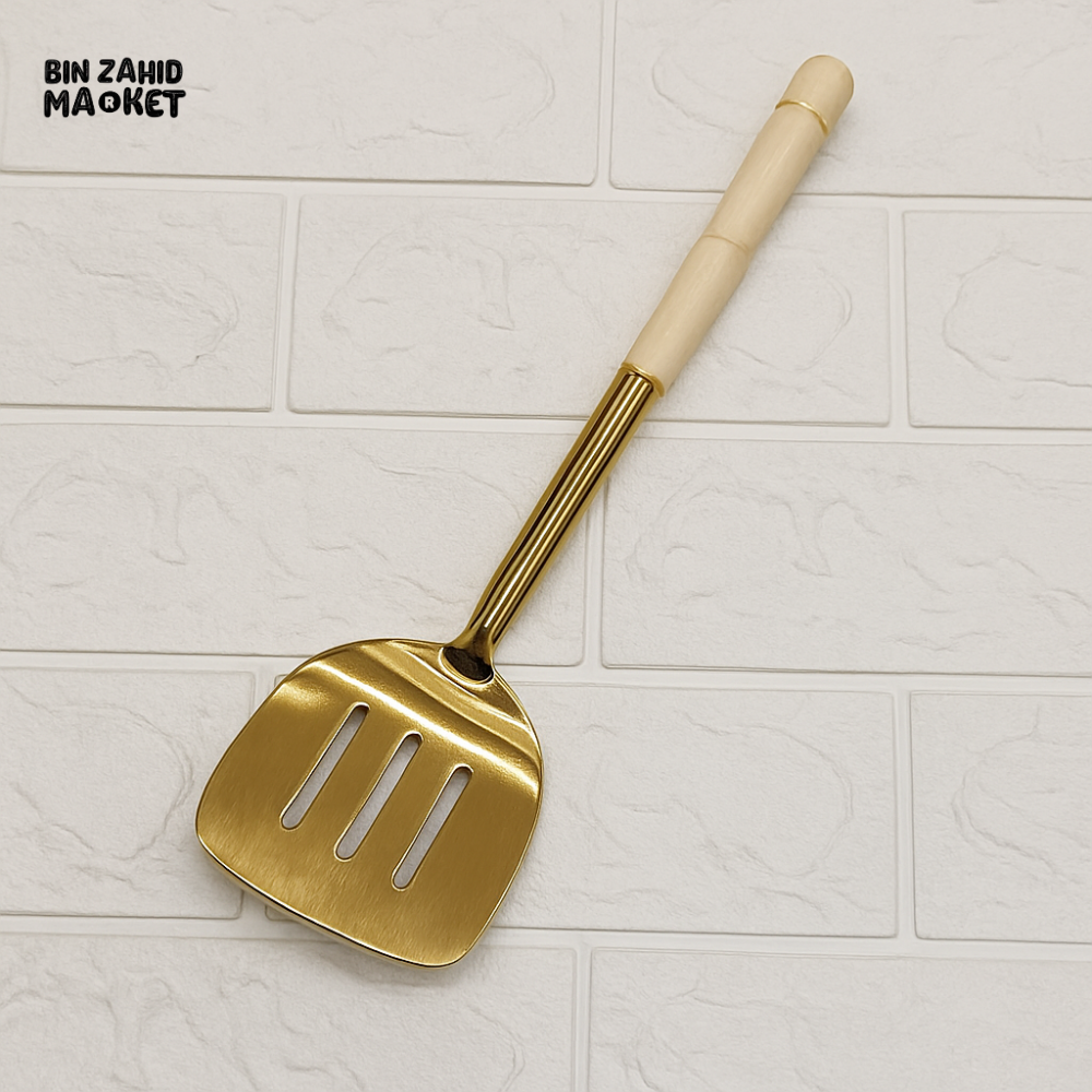 GOLDEN SLOTTED SPATULA WITH WOODEN HANDLE – LUXURY KITCHEN COOKING TOOL FOR FRYING & SERVING