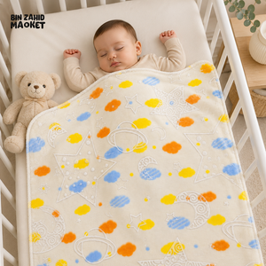 HAPPIMUMS BABY PLUSH SLEEPING BLANKET DOUBLE PLY SPACE DREAM 110 × 80 CM - CREAM