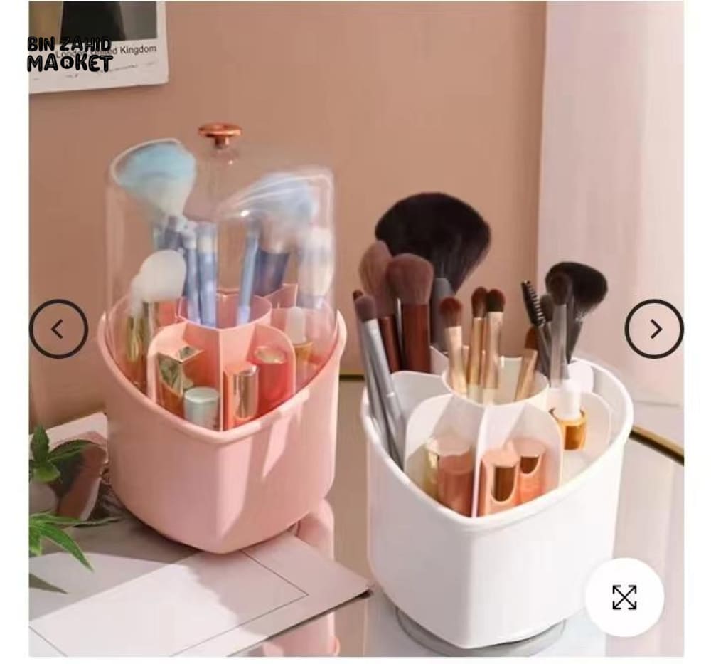 HEART SHAPE MAKEUP BRUSH ORGANIZER