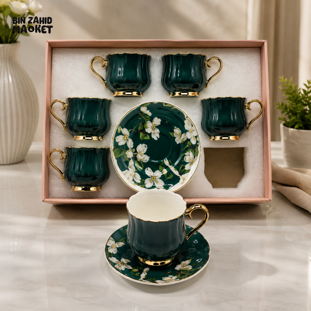LUXURY EMERALD GREEN PORCELAIN TEA CUP AND SAUCER SET WITH GOLD TRIM