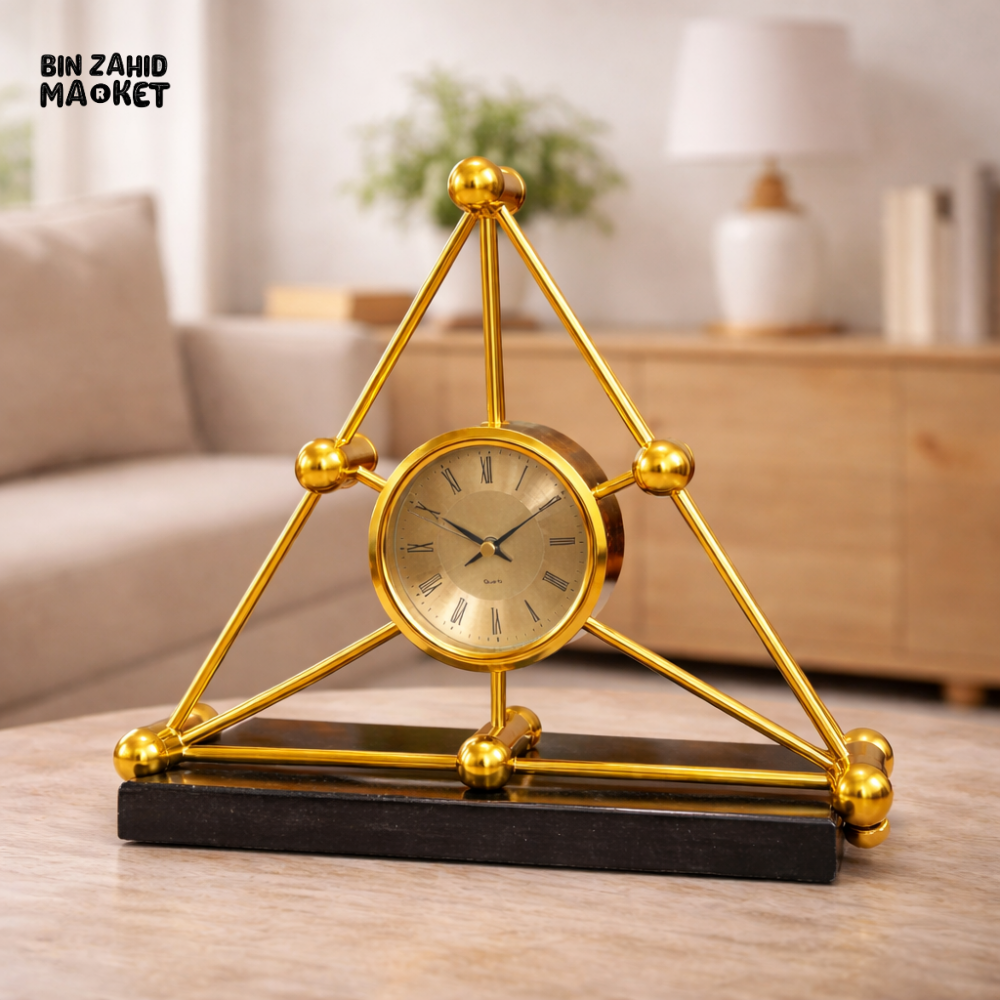LUXURY GOLD PYRAMID TABLE CLOCK – MODERN GEOMETRIC HOME DECOR DESKTOP TIMEPIECE