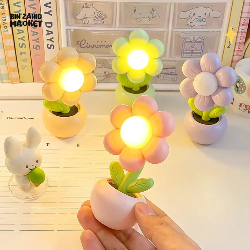 MINI LED FLORAL VASE NIGHT LIGHT