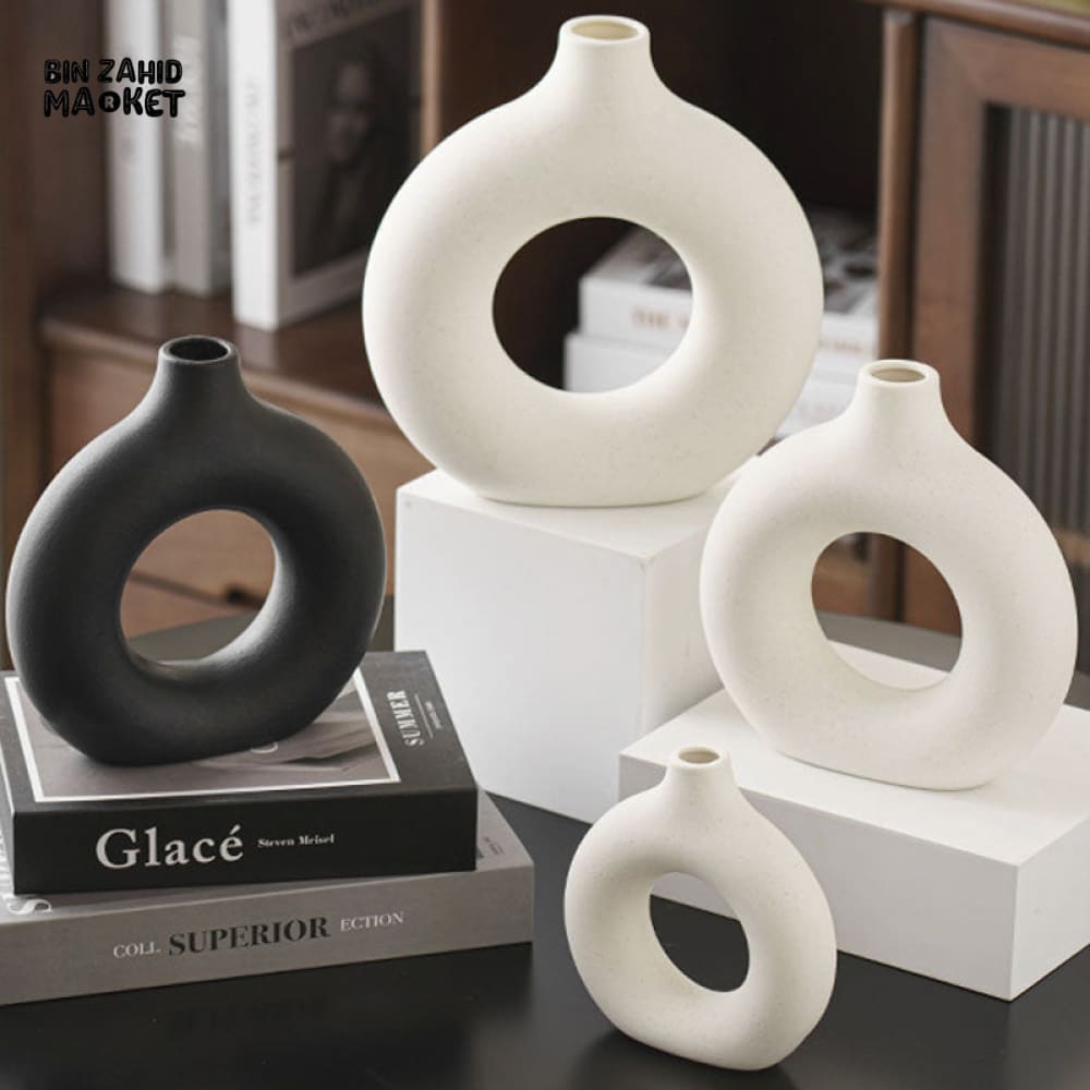 MODERN DONUT SHAPE CERAMIC DECOR VASE - BLACK