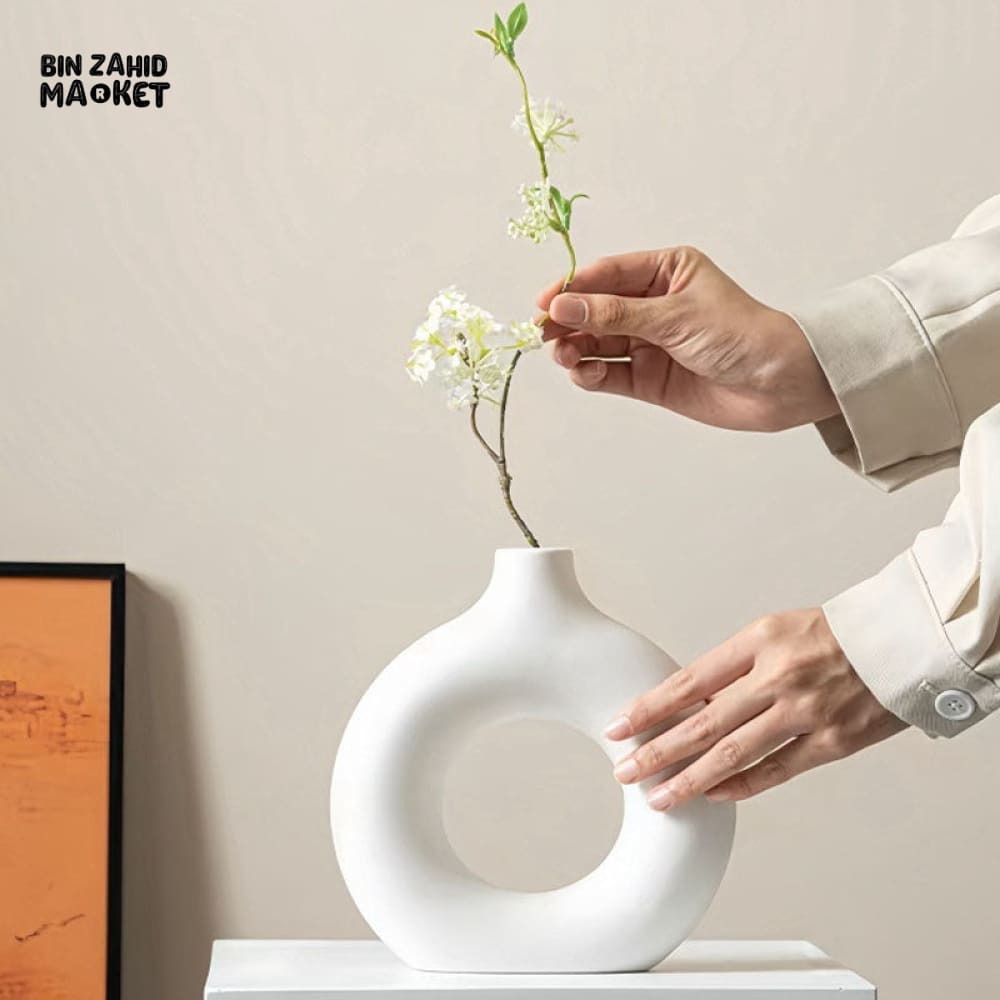 MODERN DONUT SHAPE CERAMIC DECOR VASE - WHITE