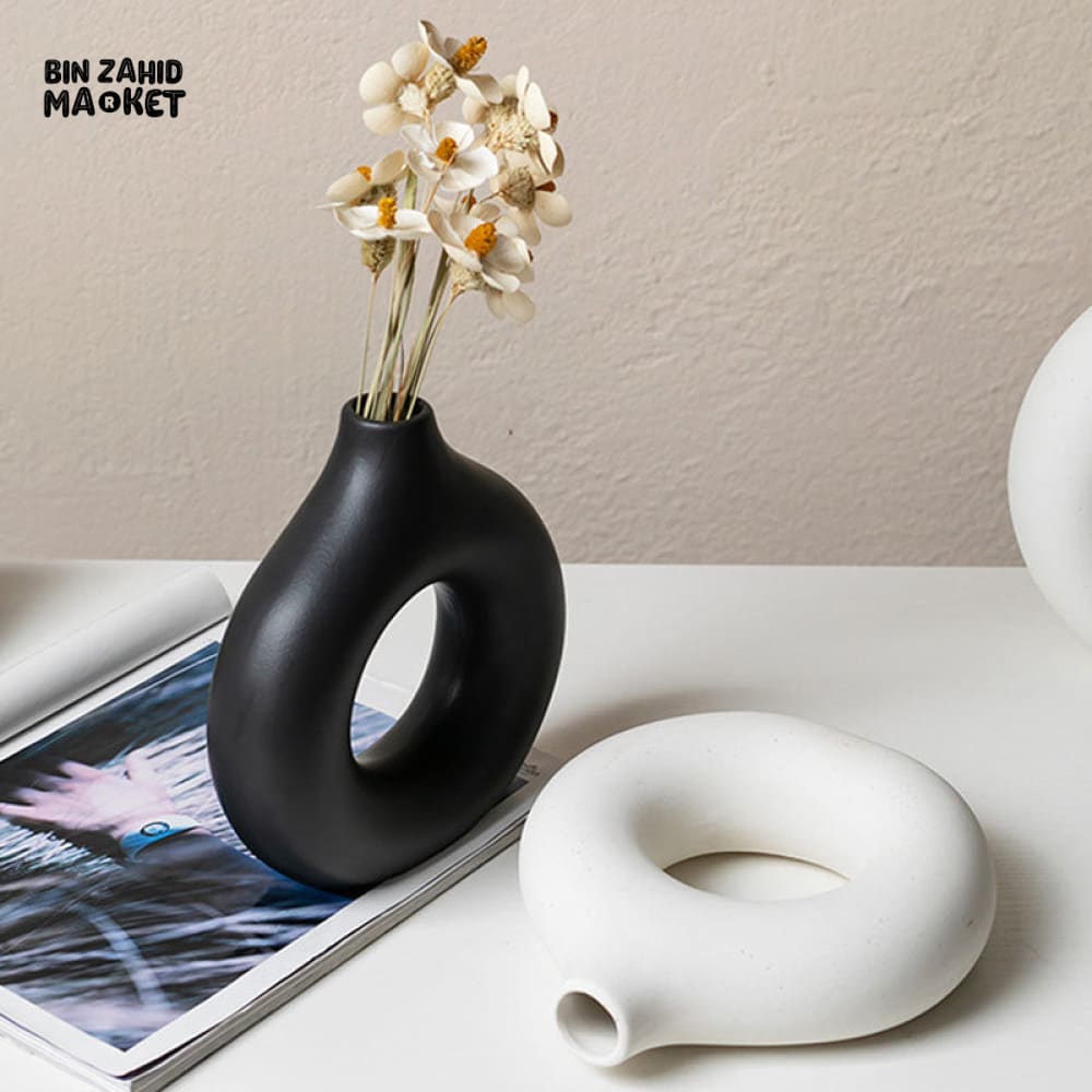 MODERN DONUT SHAPE CERAMIC DECOR VASE - WHITE