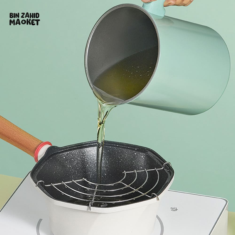 OIL FILTER POT WITH WOODEN HANDLE