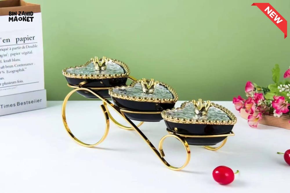PREMIUM HEART-SHAPED SERVING TRAY – 3 CERAMIC CONTAINERS WITH LIDS