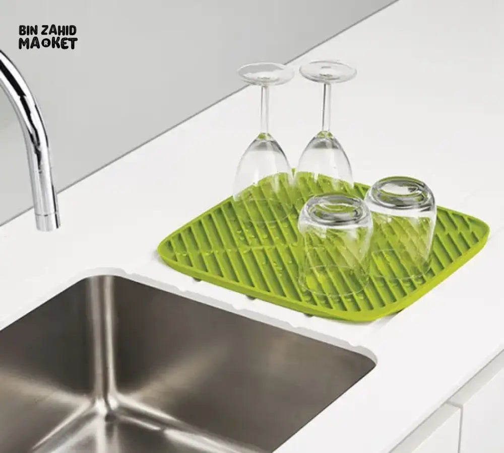 SILICONE DISH DRYING MAT – NON-SLIP HEAT-RESISTANT KITCHEN COUNTER PROTECTOR – QUICK-DRY DRAINING PAD FOR CUPS, GLASSES & UTENSILS
