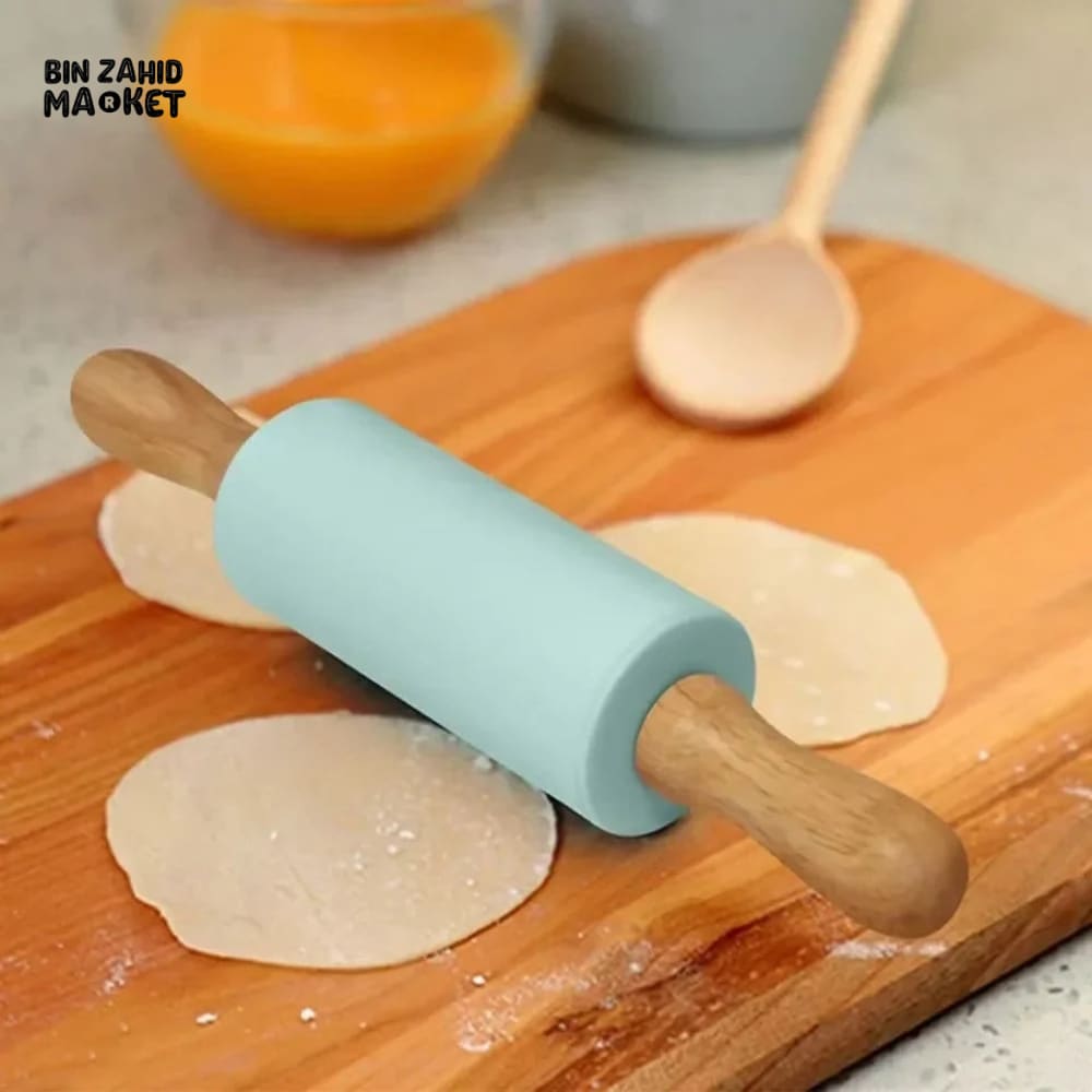 SILICONE WOODEN HANDLE ROLLING PIN