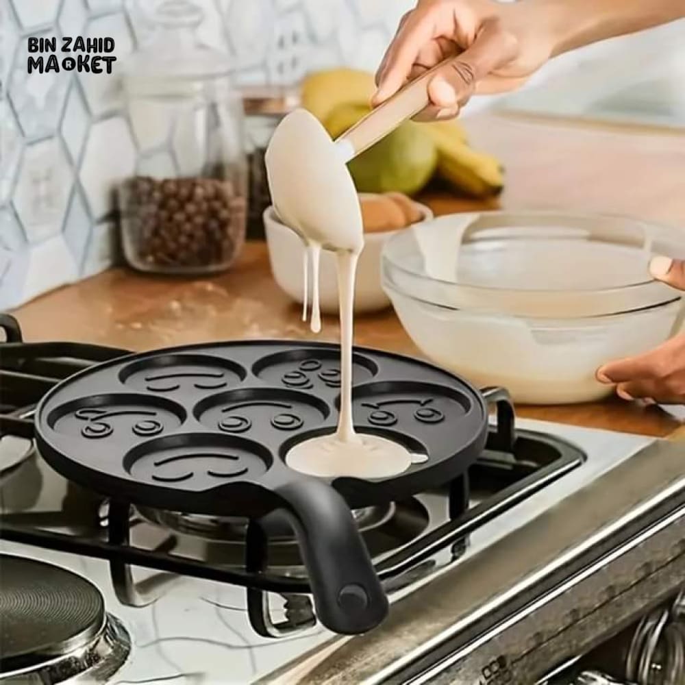 SMILEY FACES PANCAKES PAN