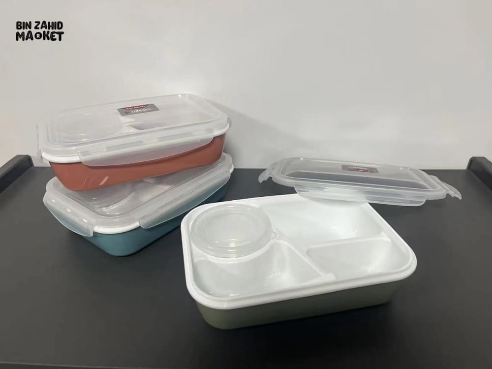 STACKABLE KITCHEN FOOD CONTAINER – 3-COMPARTMENT LUNCH BOX WITH SECURE LID & SAUCE JAR