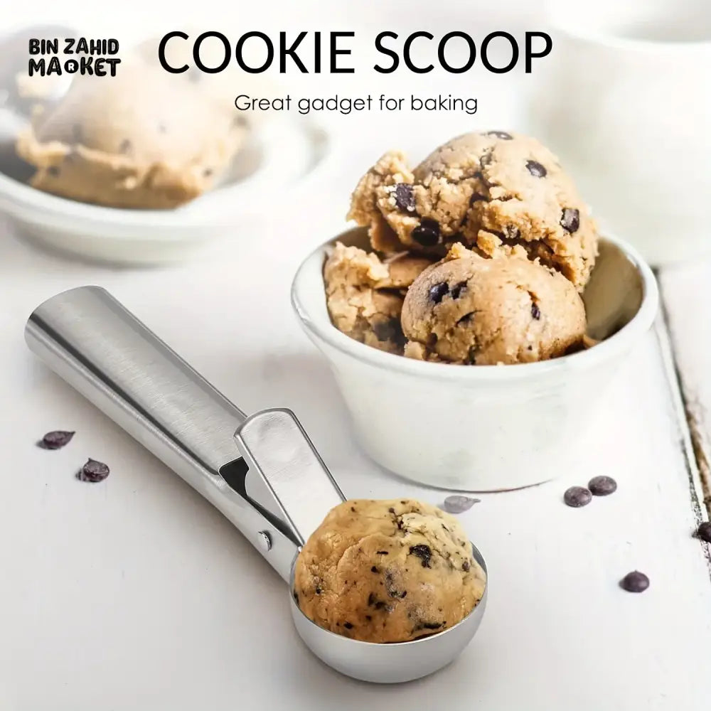 STAINLESS STEEL ICE CREAM SCOOPER