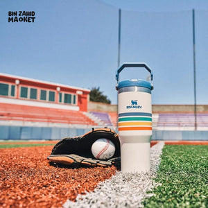 STANLEY ICEFLOW™ 30 OZ FLIP STRAW TUMBLER - CREAM STRIP