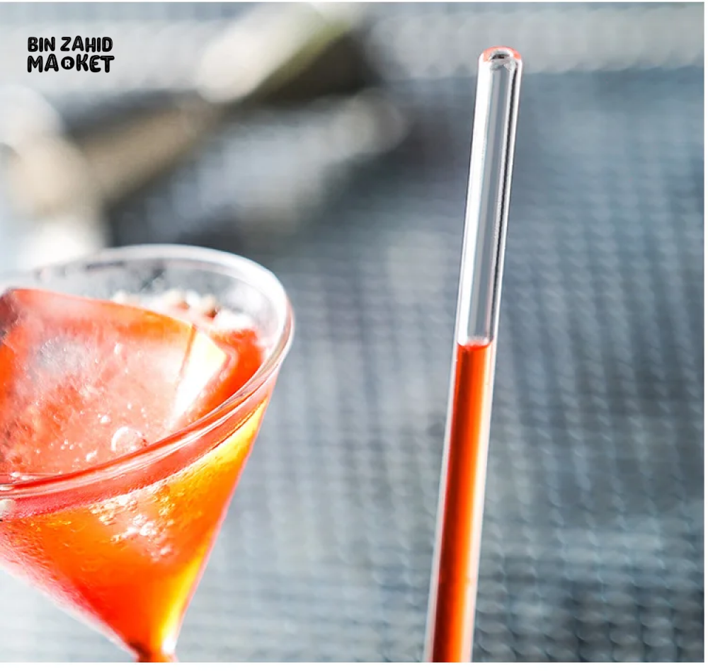 TRENDY & AESTHETIC GLASS FOR MOCKTAILS COCKTAILS & PARTIES - SPIRAL STRAW COCKTAIL GLASS