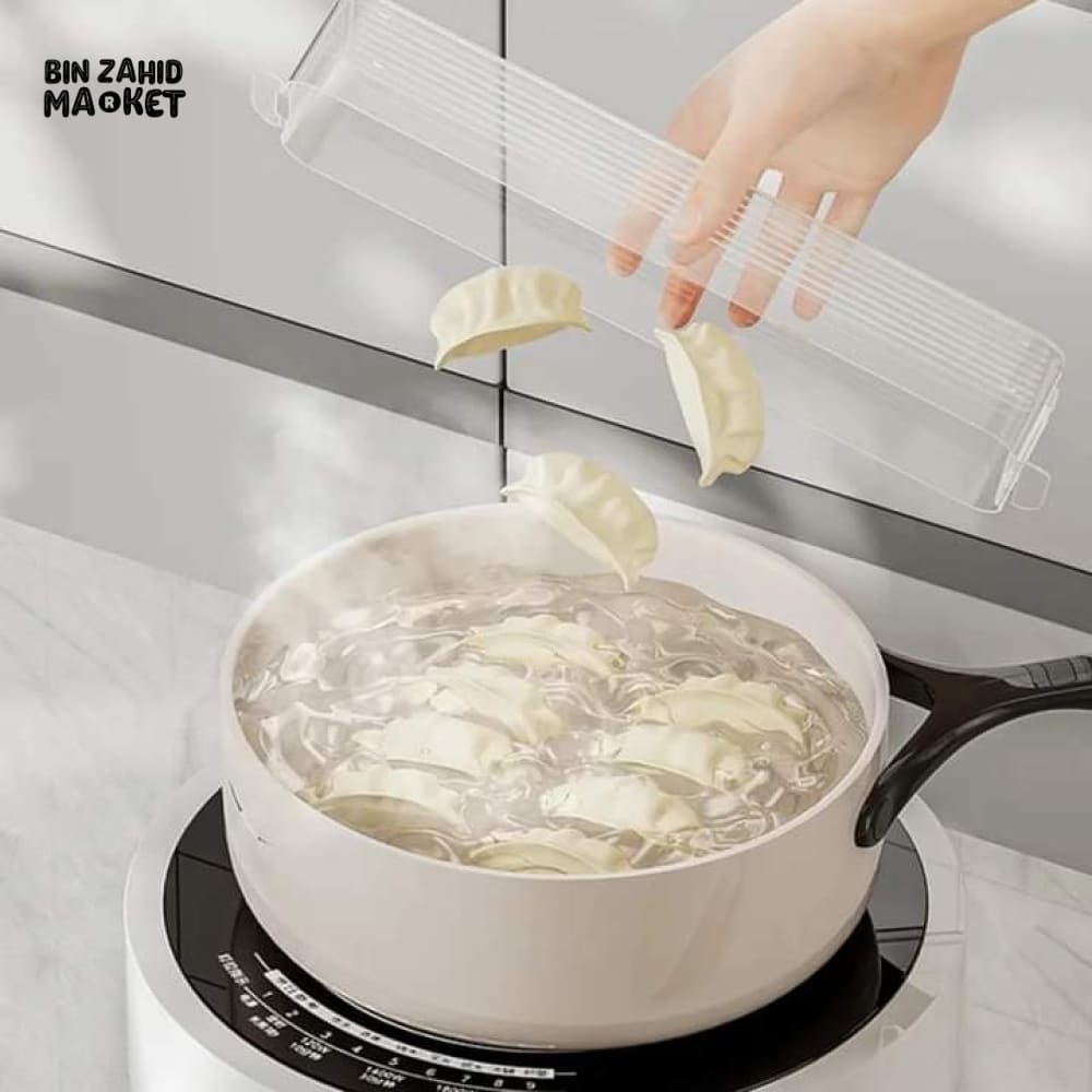 VERSATILE MULTI-LAYERS FOOD STORAGE CONTAINER