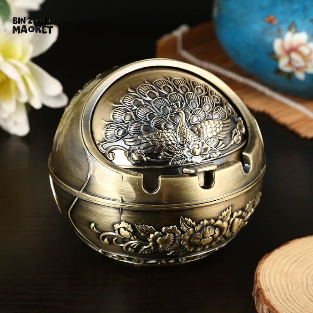 VINTAGE ASH TRAY