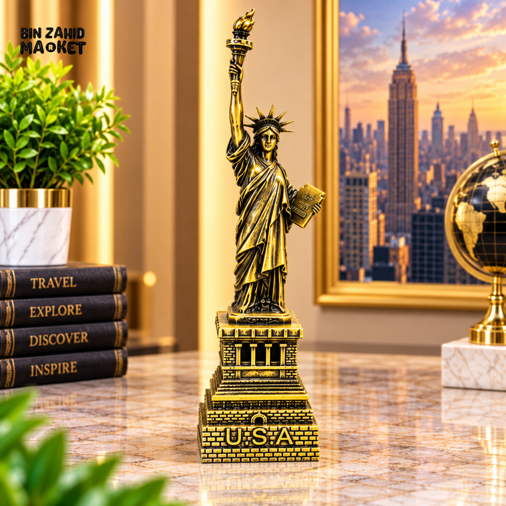 VINTAGE GOLDEN STATUE OF LIBERTY METAL TABLETOP DECORATIVE ORNAMENT