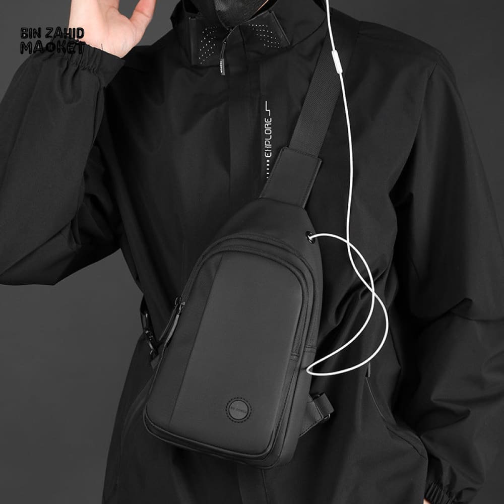 WATERPROOF MEN’S CHEST BAG – OUTDOOR LEISURE CROSSBODY SHOULDER BAG LIGHTWEIGHT TRAVEL BACKPACK