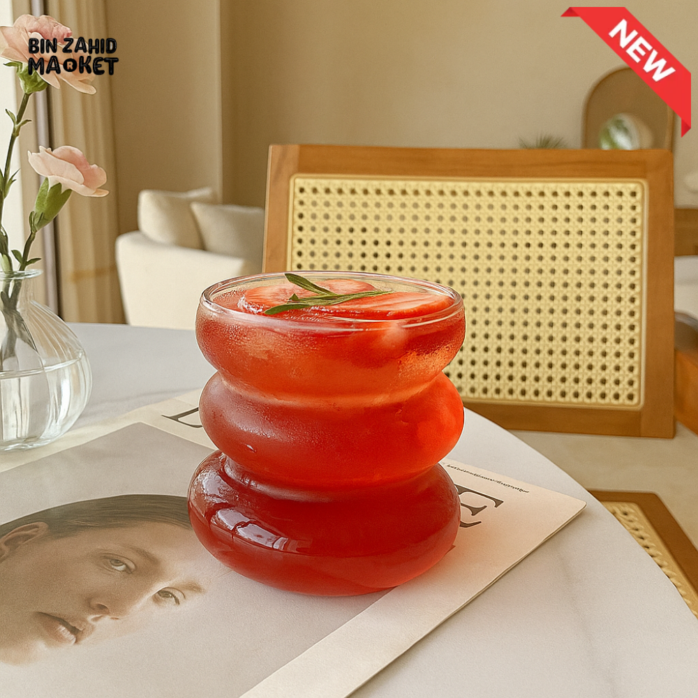 WAVY GLASS CUP – STRAWBERRY DRINK DESIGN