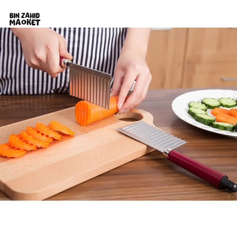 WAVY SHAPED KNIFE