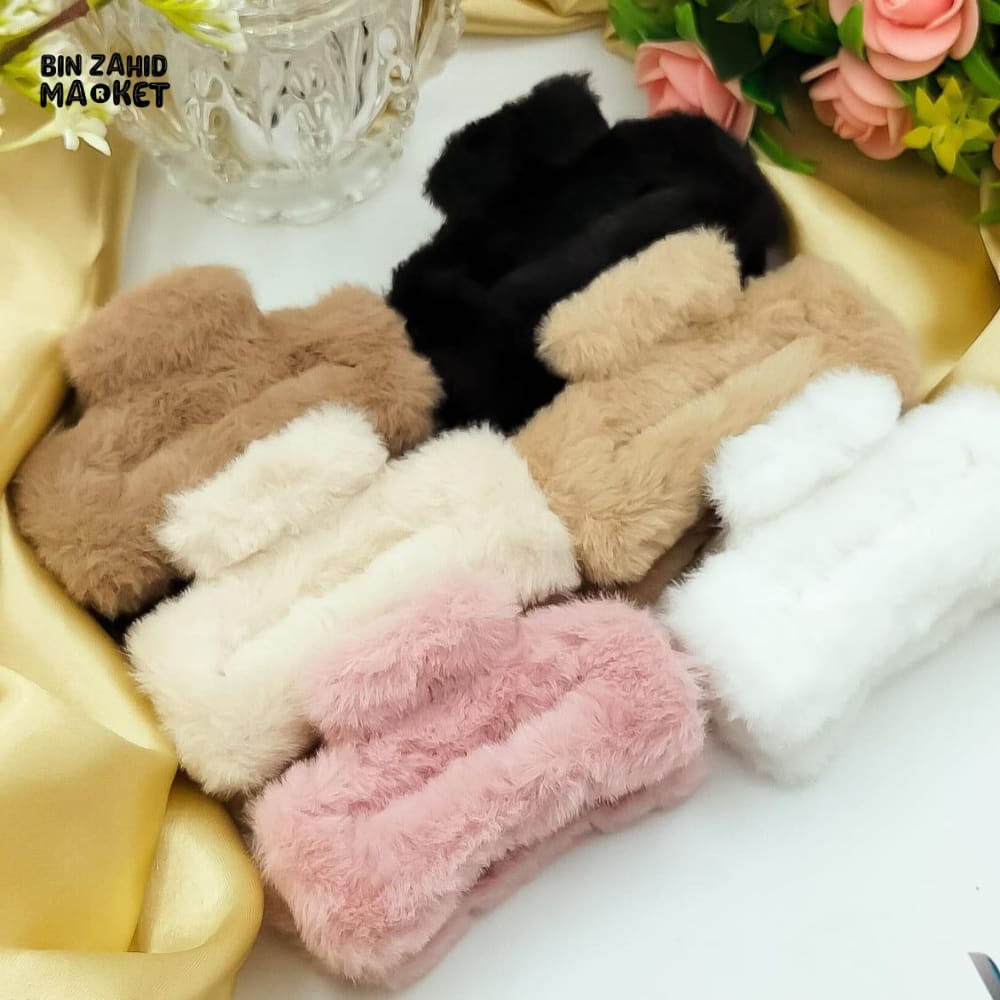 WOMEN FUZZY PLUSHY HAIR CLIP