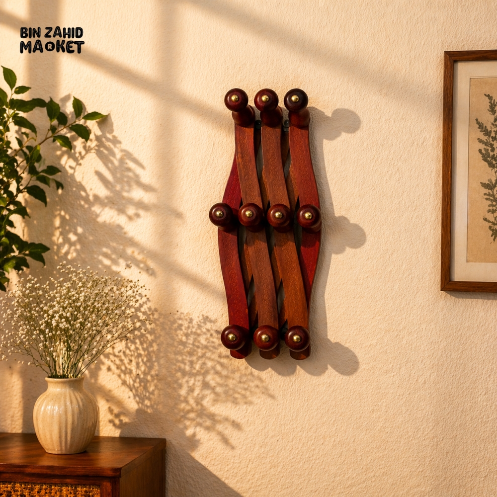 WOODLY SHEESHAM WOOD WALL HANGING CLOTH FOLDABLE HANGER